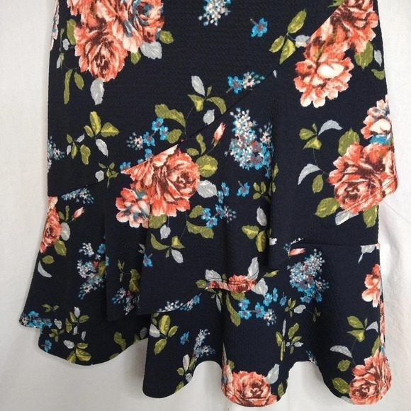 Floral Fun Dress EUC 💗 - Picture 5 of 12